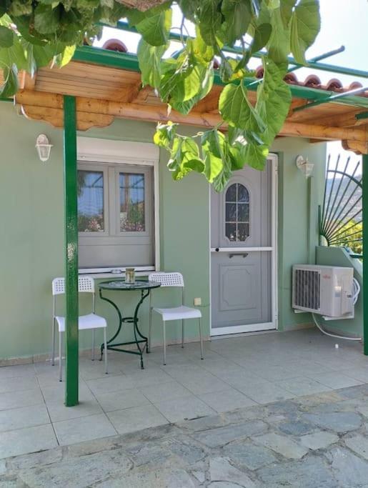 Lovely Guesthouse On The Beach Agia Anna  Buitenkant foto